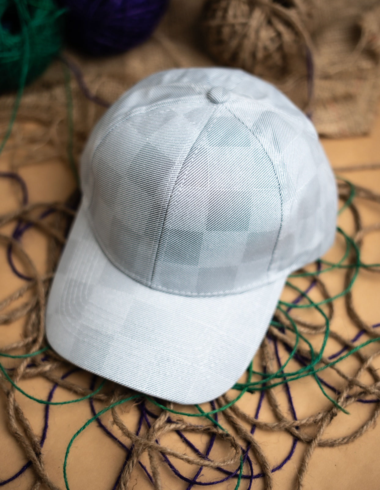 White checkered premium cap