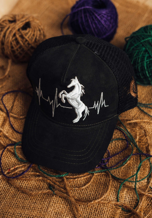 Black Horse premium cap 02