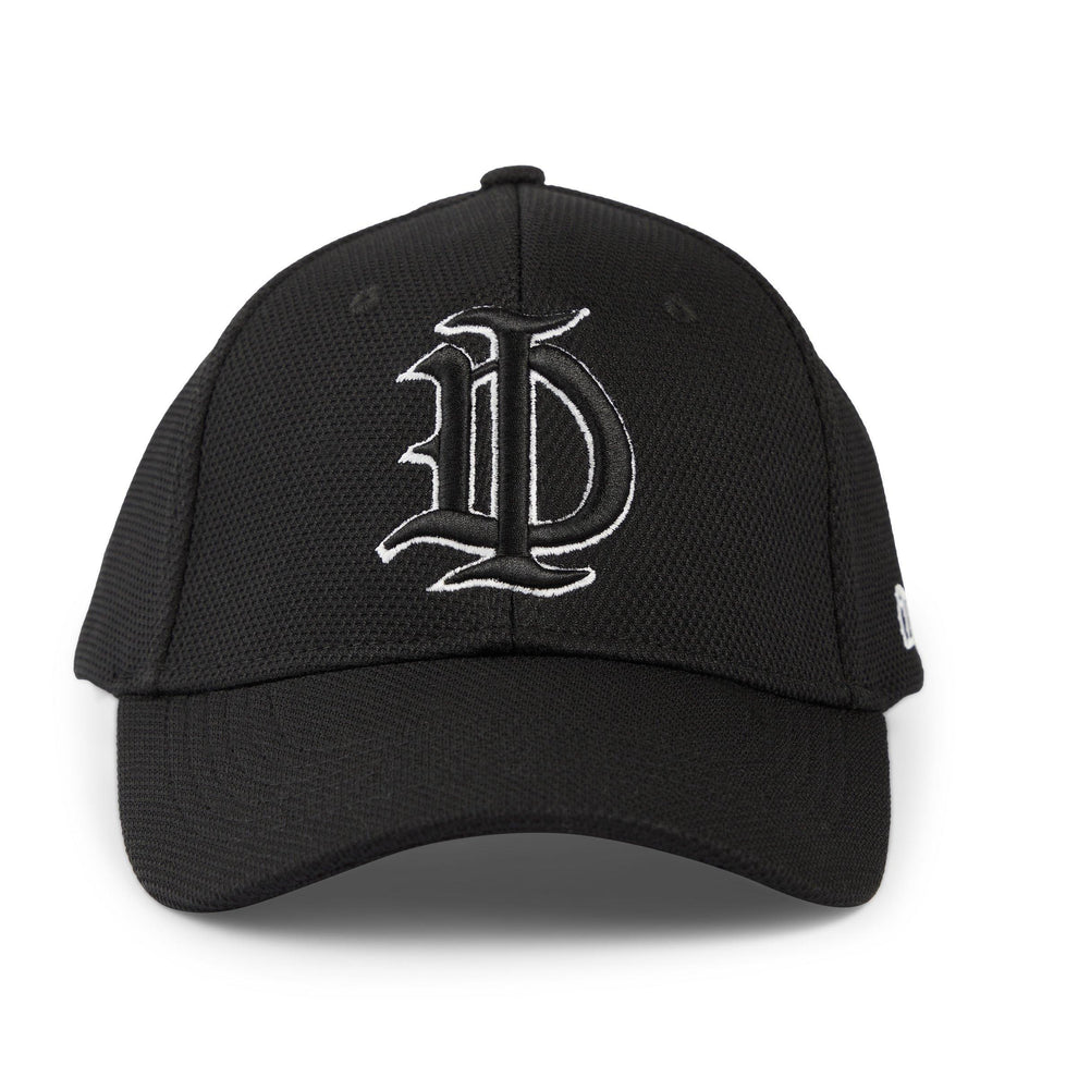 Black D premium cap – Caps Club